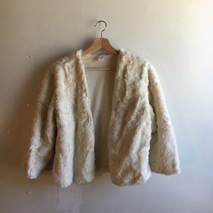🕊 Vintage Hollywood Faux Fur Coat 🐇